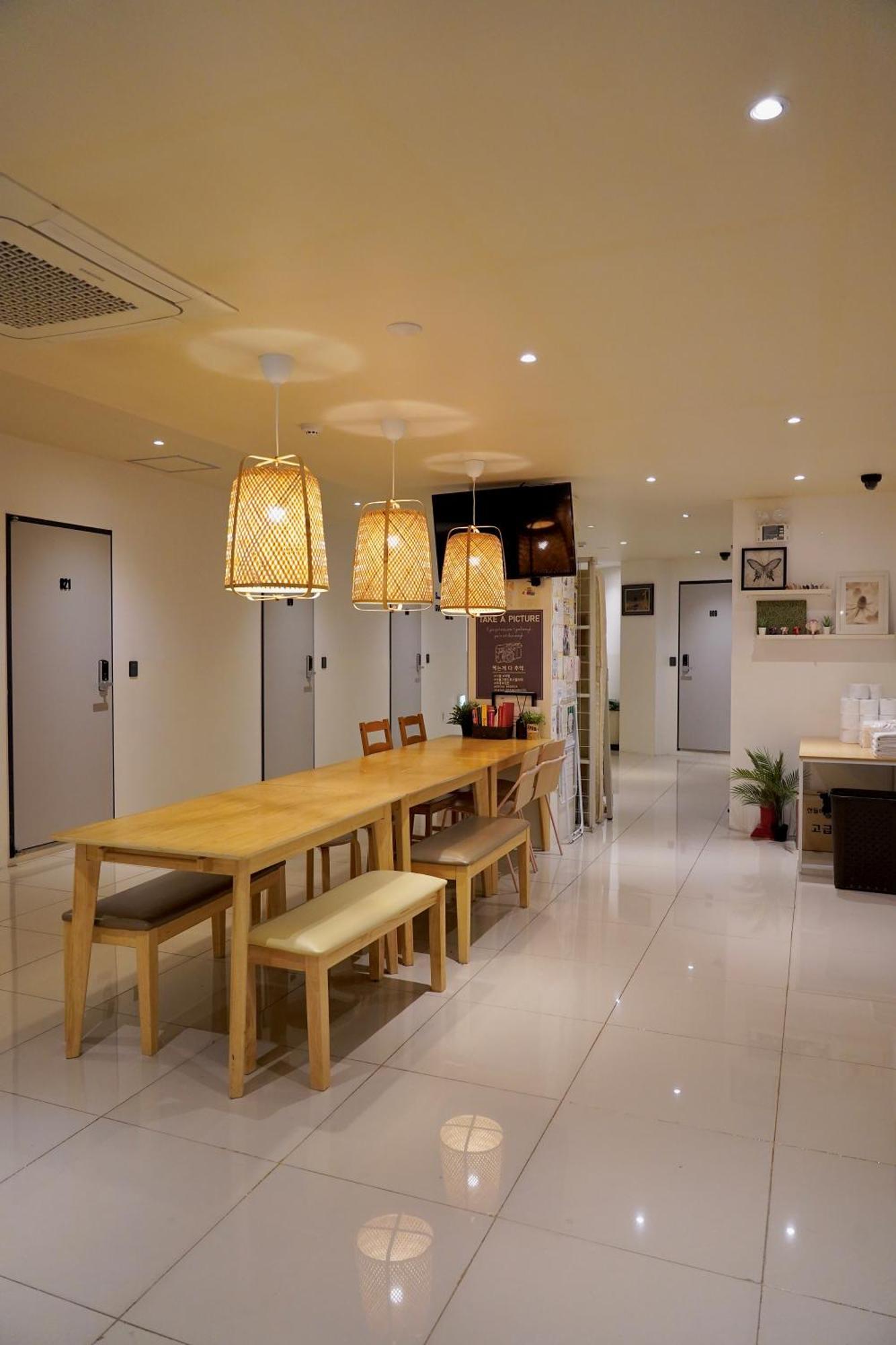 Seoul Grand Hostel Ewha Univ Экстерьер фото