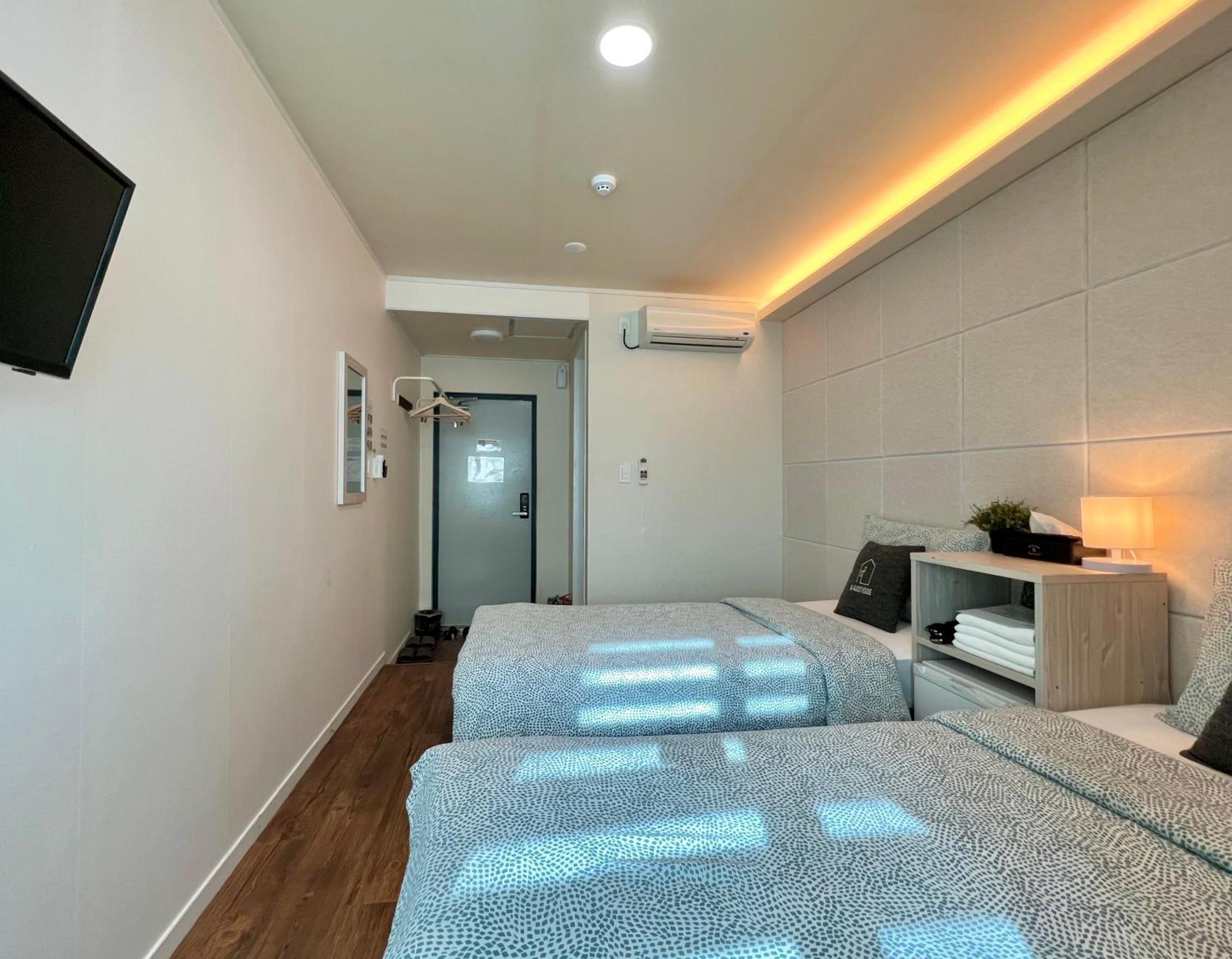 Seoul Grand Hostel Ewha Univ Экстерьер фото